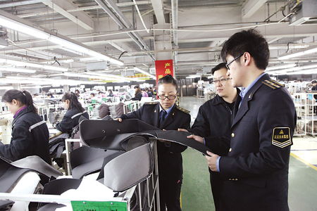 北京市通州区质监局对汽车零部件产品生产企业进行执法检查